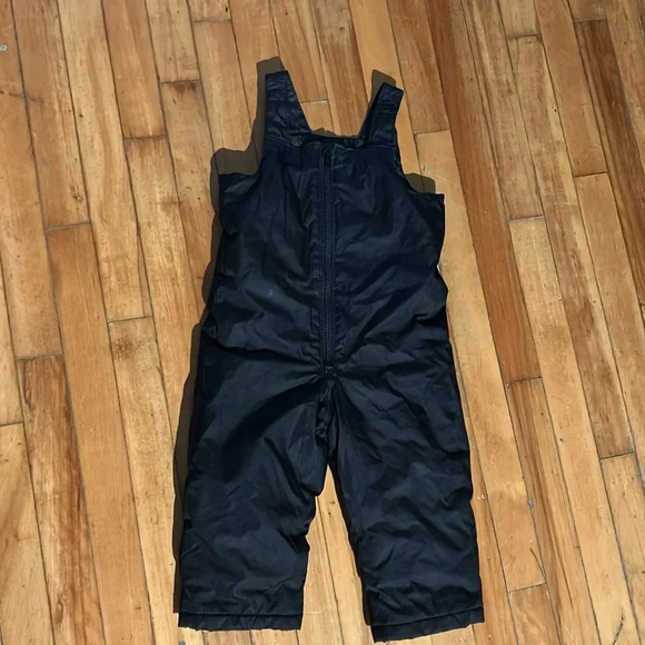 Old Navy black snowpants 2T - Picture 1 of 6